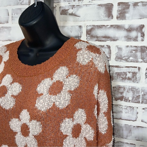 Gili Floral Knit Sweater - burnt orange and Cream NWT medium - Picture 2 of 8